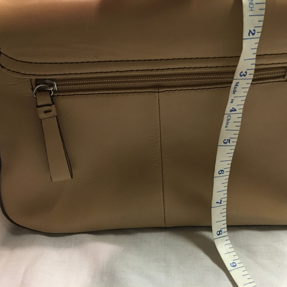 Chic Eitenne Aigner Handbag - Picture 3 of 3